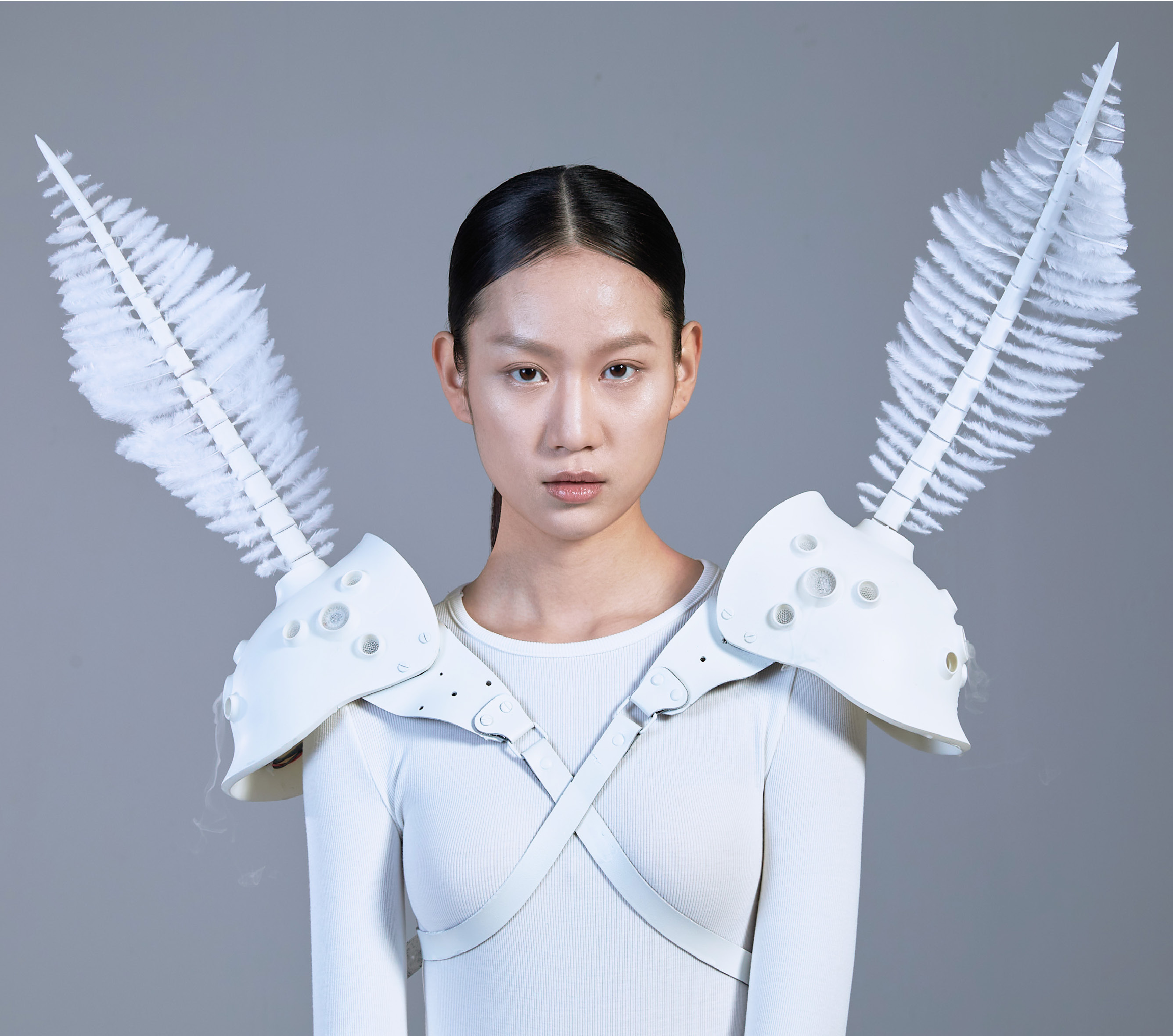 Front view of the Antennae Revolution shoulder-mounted sensory device.